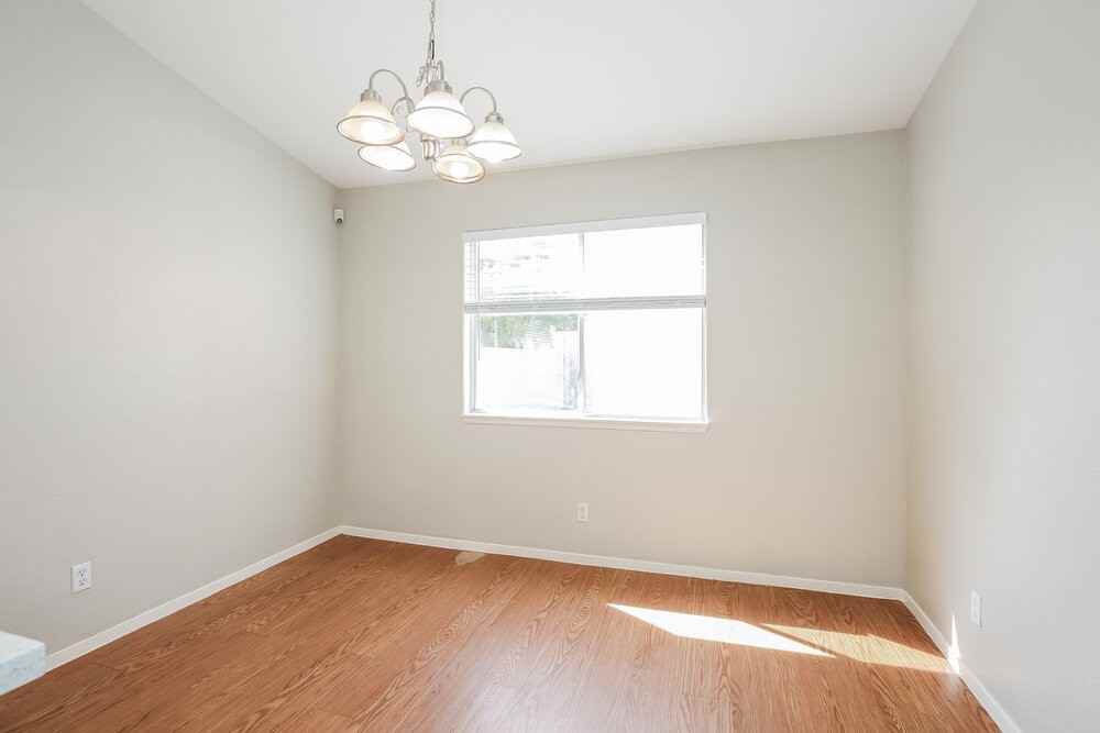 4705 Wild Oak Way - Photo 6 of 16