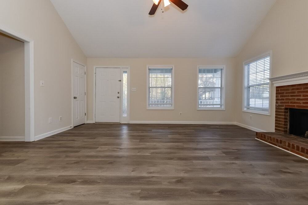 357 Chase Marion Way - Photo 6 of 17