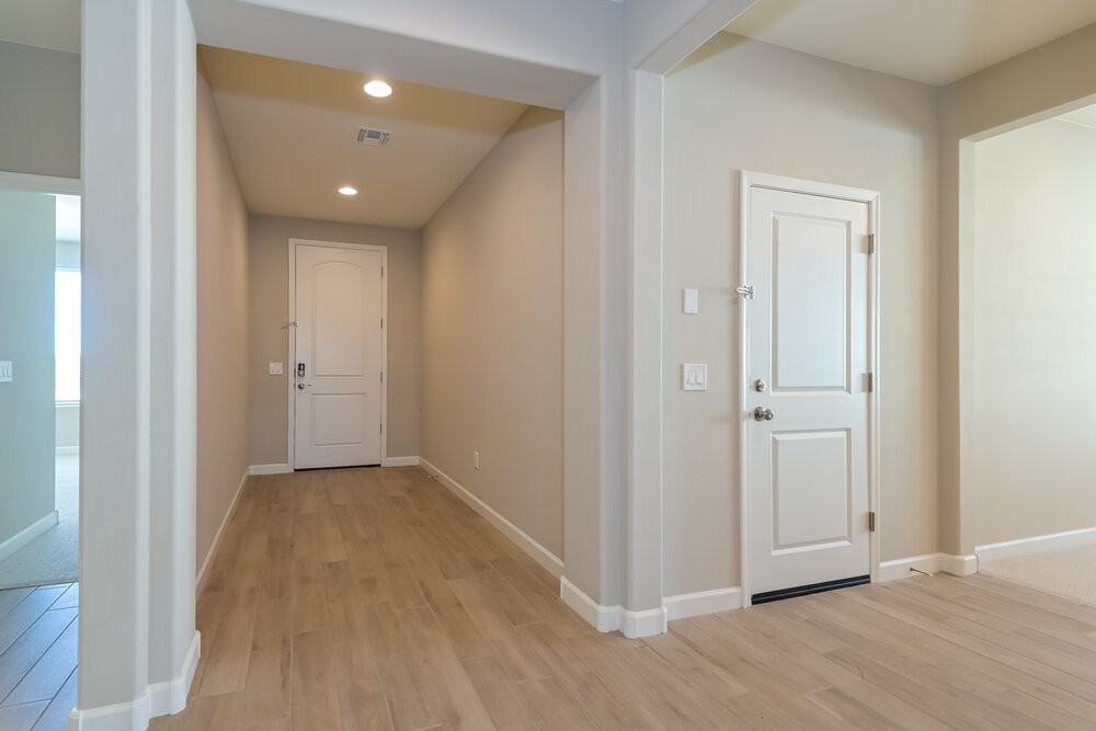 13854 E Red Oaks Dr - Photo 3 of 19