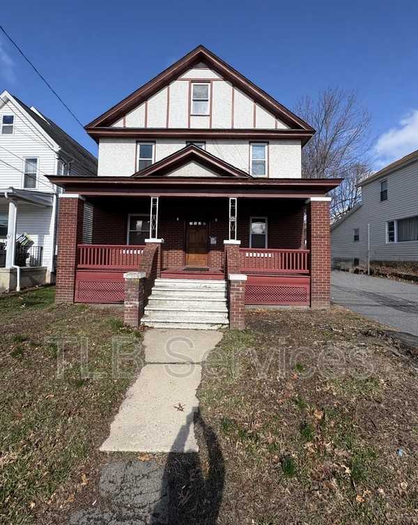 221 3rd St - Photo 2 of 19