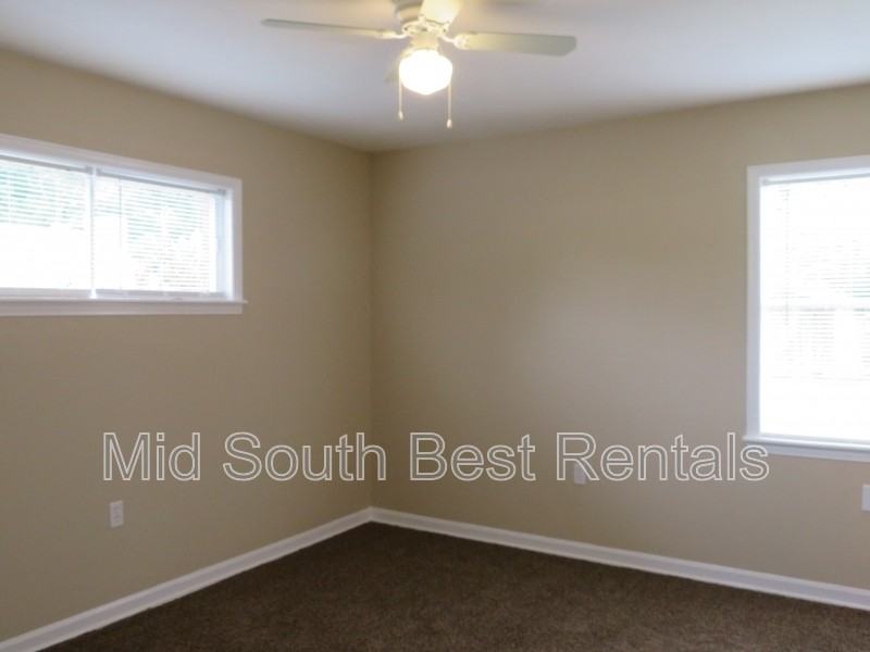 2804 Southmeade Ave - Photo 4 of 8