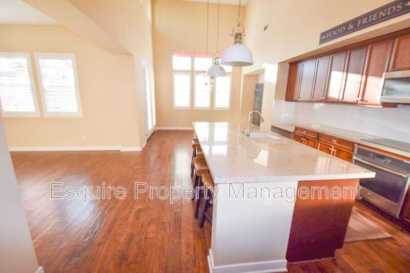 202 Village Commons Blvd #27 - Photo 4 of 17