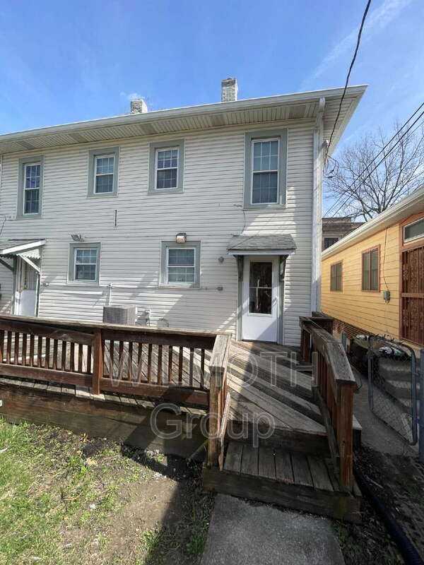 324 N Linwood Ave #1 - Photo 3 of 19