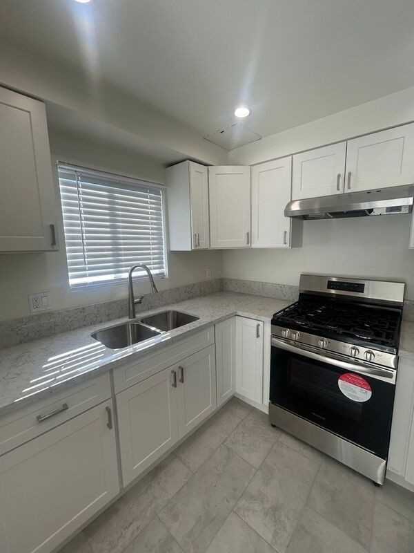 334 W 120th St #2 - Photo 3 of 13