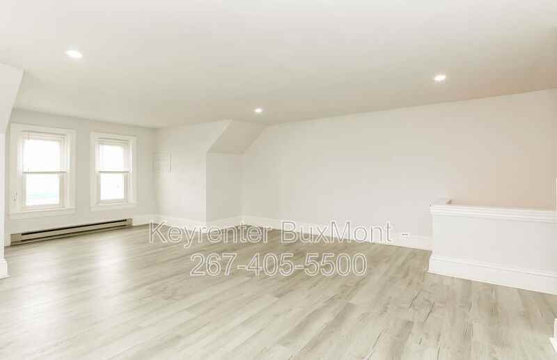 340 W Broad St - Photo 6 of 17