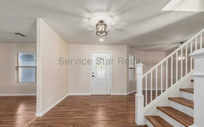 28422 N 32nd Ln - Photo 2 of 16