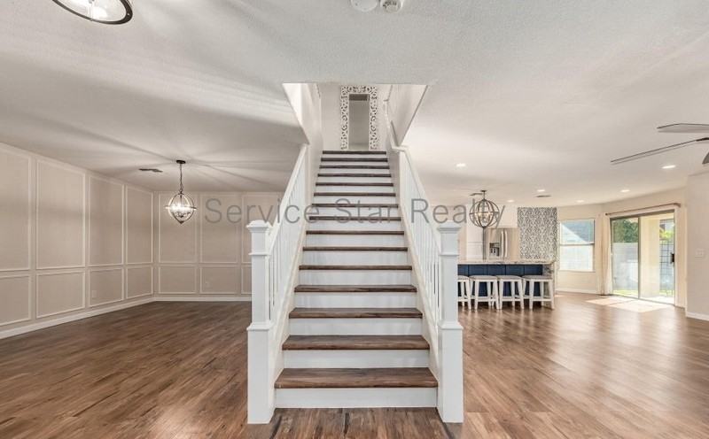 28422 N 32nd Ln - Photo 4 of 16