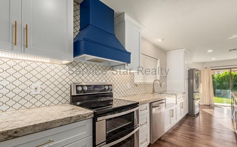 28422 N 32nd Ln - Photo 5 of 16