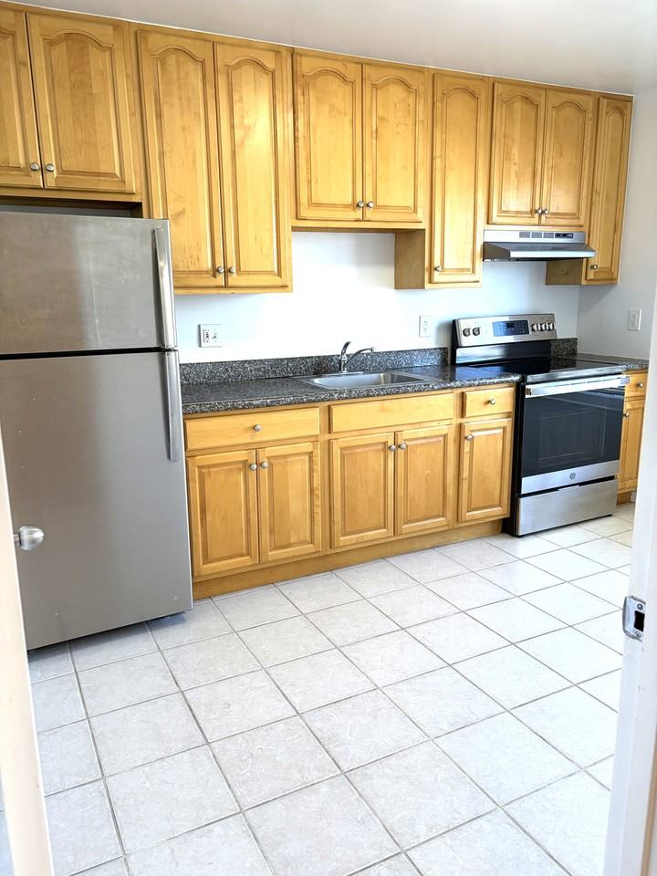 400 25th Avenue #1 - Photo 7 of 9