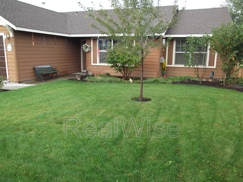 2521 Nw 13th St - Photo 2 of 16