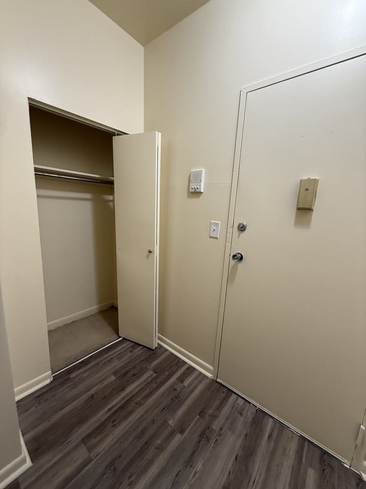 130 Grand Avenue #2E - Photo 3 of 6