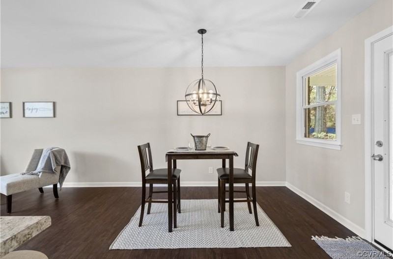 1224 W Roslyn Rd - Photo 6 of 21