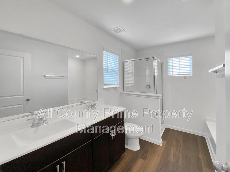 11602 Braemar Village Dr - Photo 7 of 19