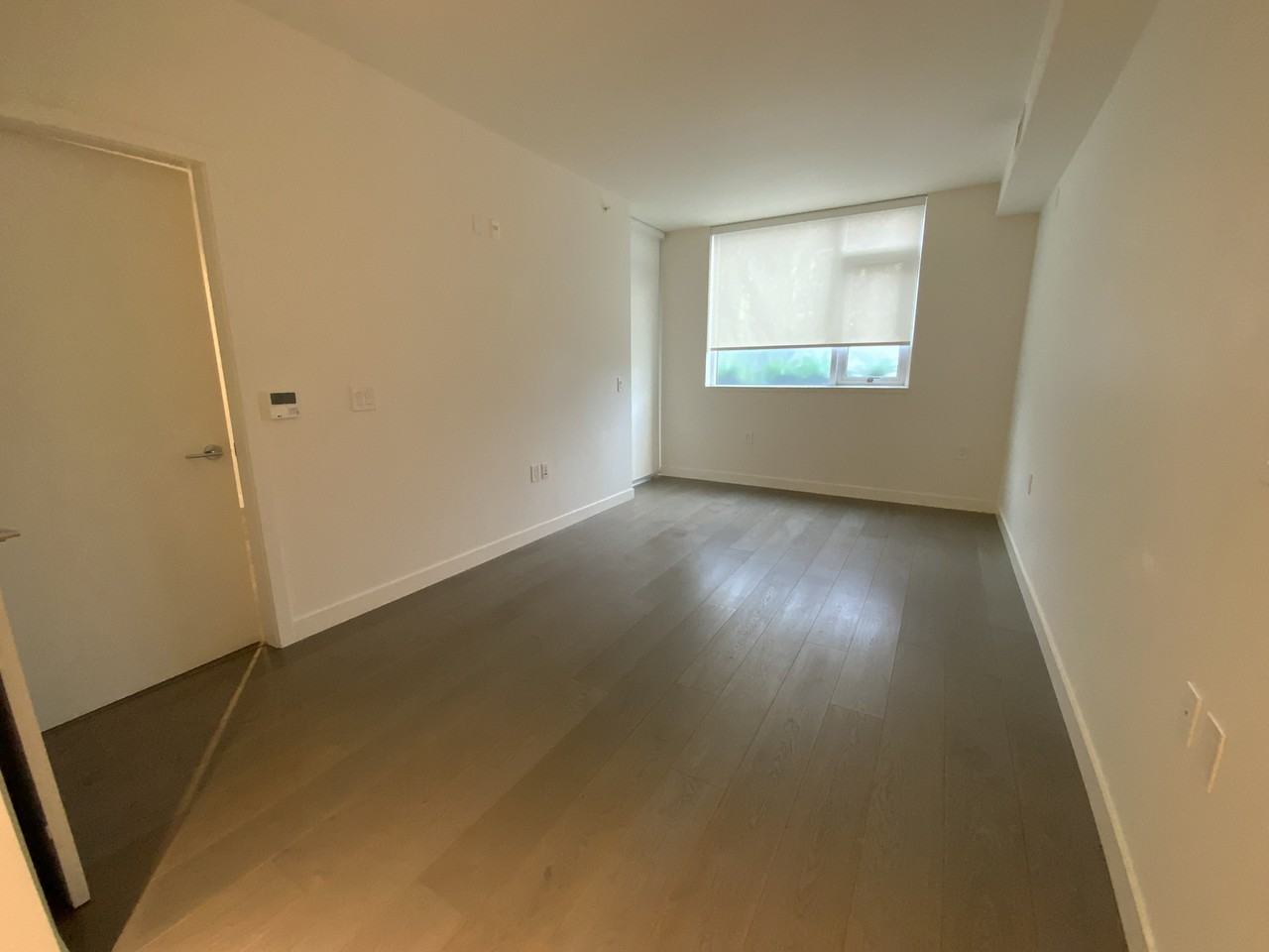 5189 Cambie Street - Photo 2 of 6