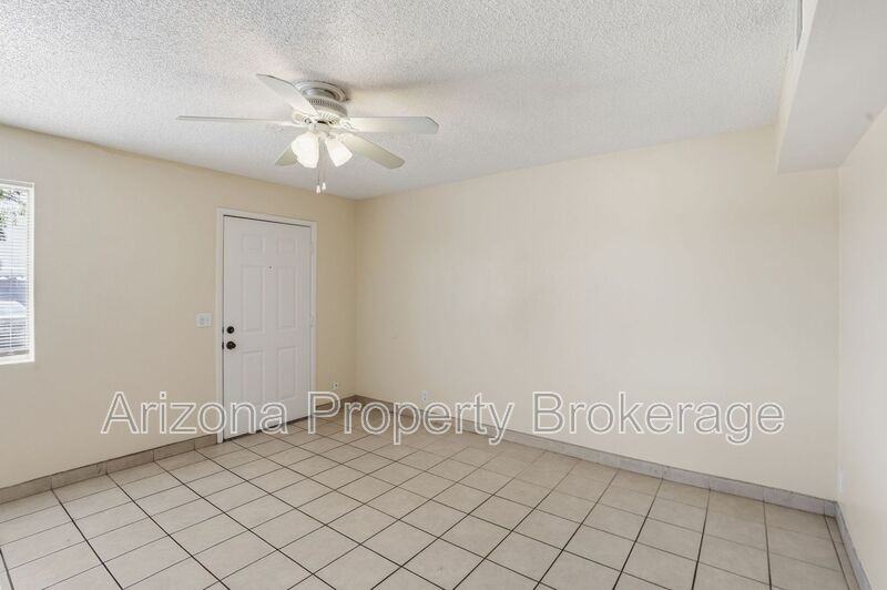 21632 N 23rd Ave #1 - Photo 5 of 12