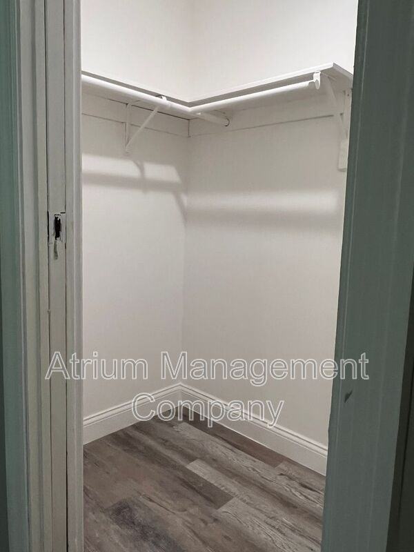 4715 S Rio Grande Ave #12 - Photo 6 of 16