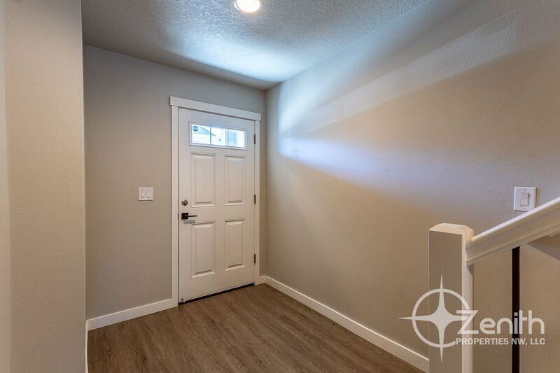 7415 Ne 136th Ave - Photo 3 of 33