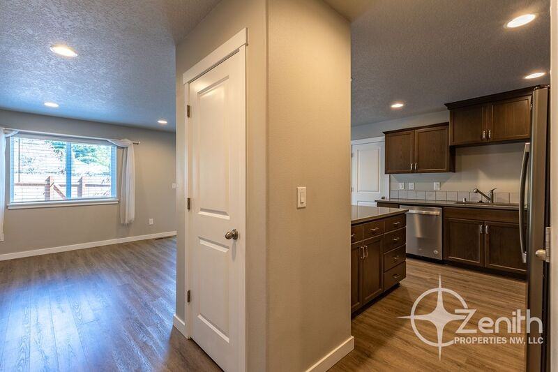 7415 Ne 136th Ave - Photo 4 of 33