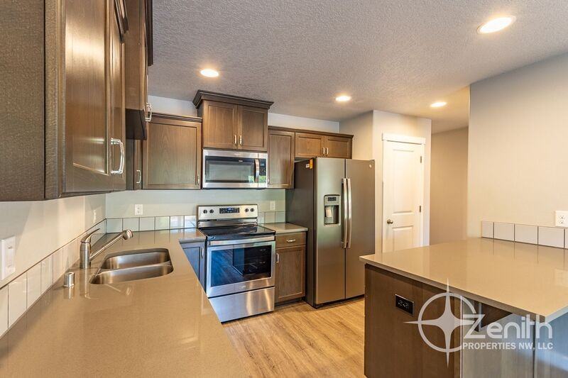 7415 Ne 136th Ave - Photo 6 of 33