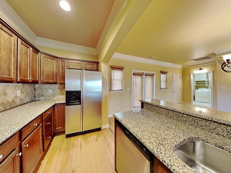 1036 Portobello Rd - Photo 3 of 19