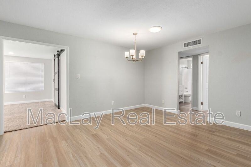 11207 S Bannock St - Photo 7 of 40