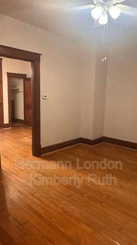 4668 Rosa Ave - Photo 2 of 6