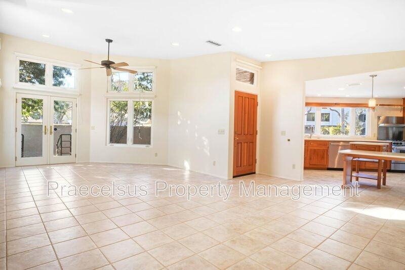 929 Olive Ave - Photo 4 of 20