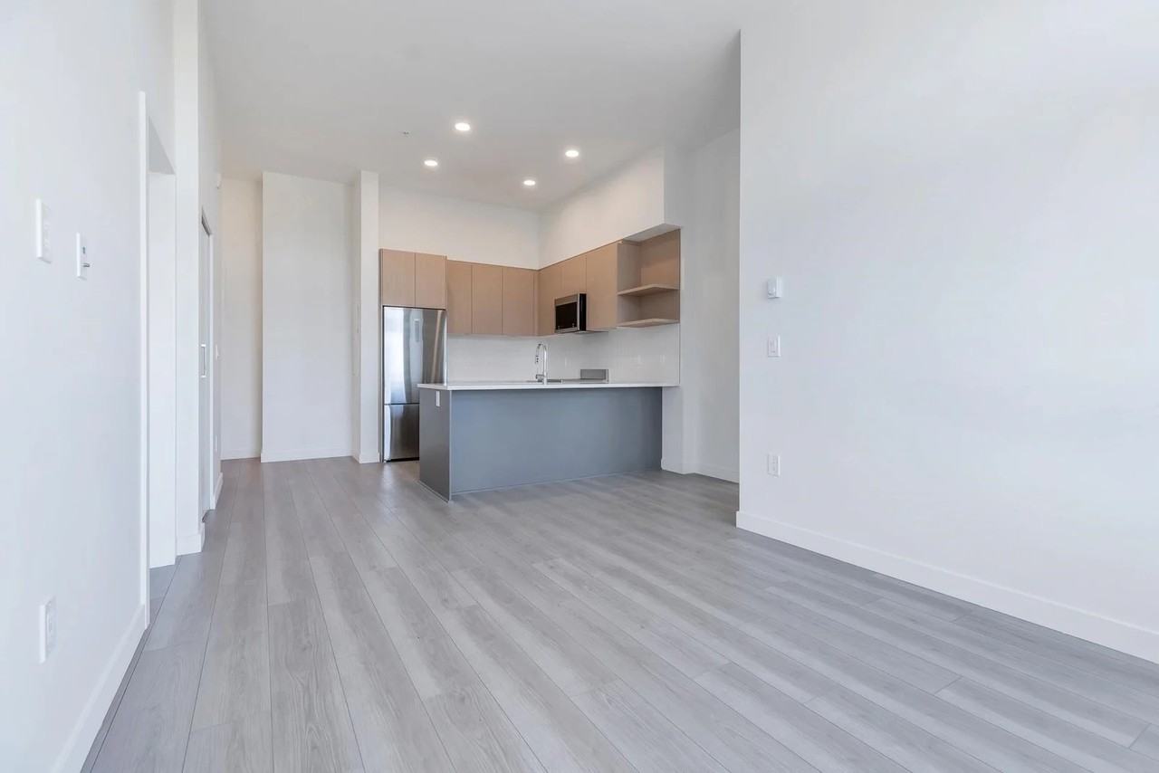 10777 138 Street #D177 - Photo 7 of 24