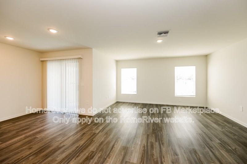 1818 Nw 27th Ter - Photo 7 of 24