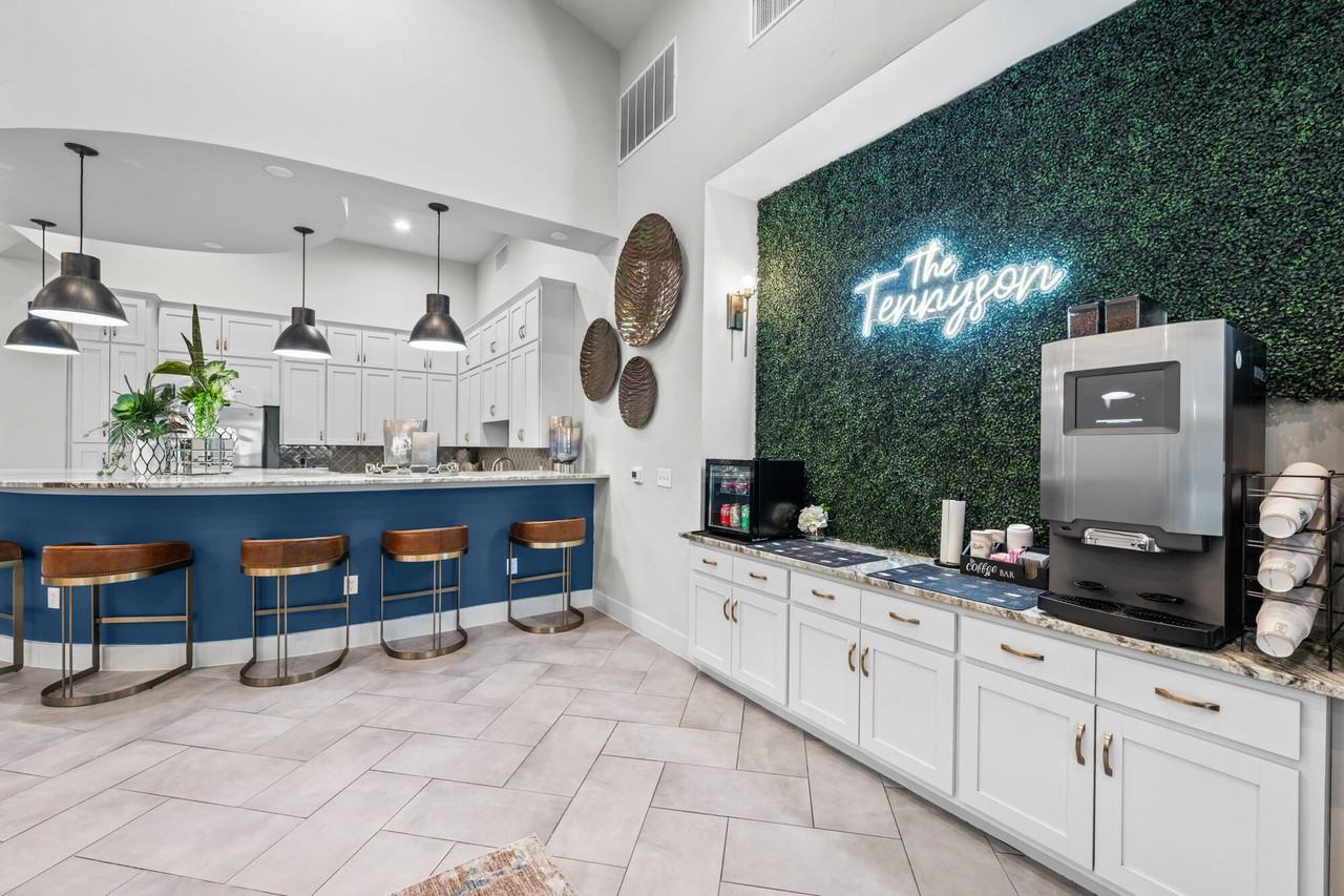 The Tennyson at Tomball - Photo 5 of 27