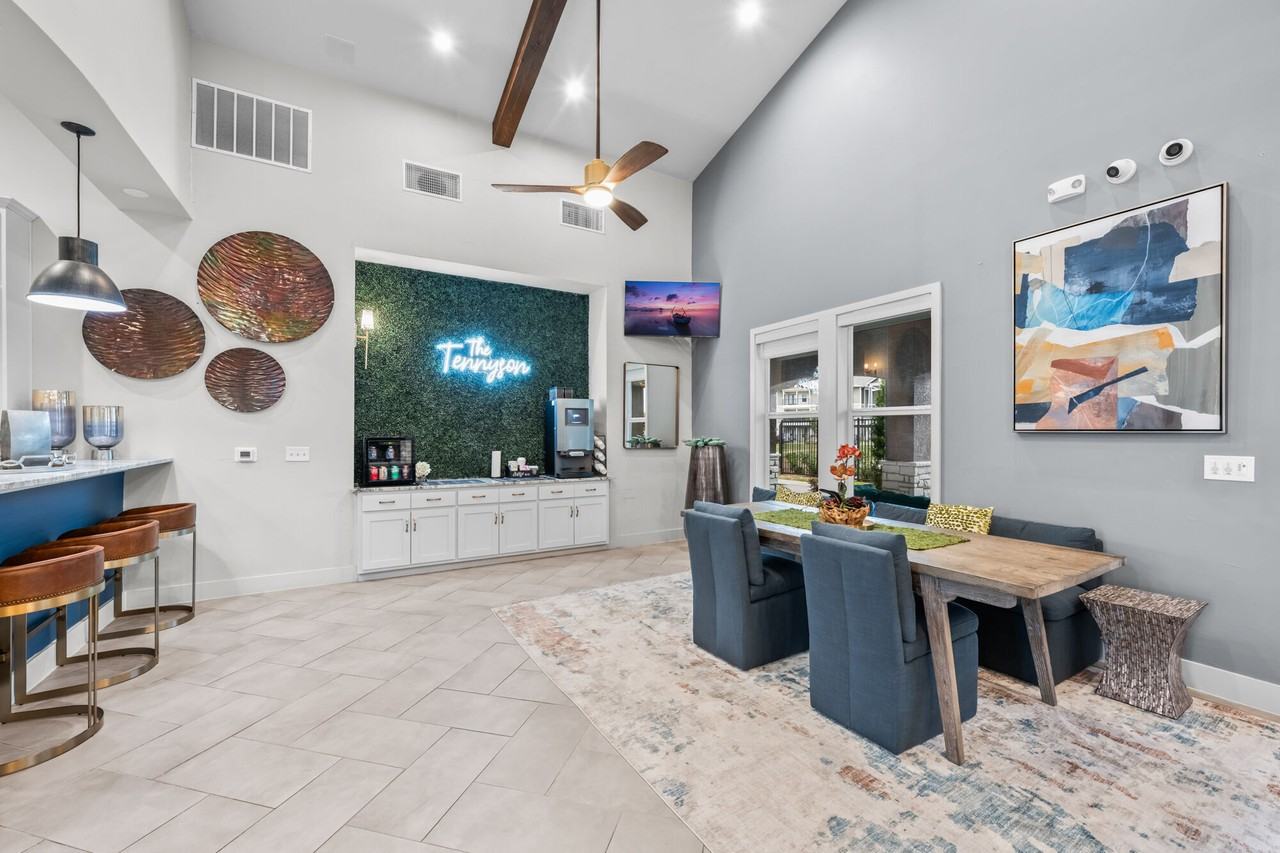 The Tennyson at Tomball - Photo 6 of 27