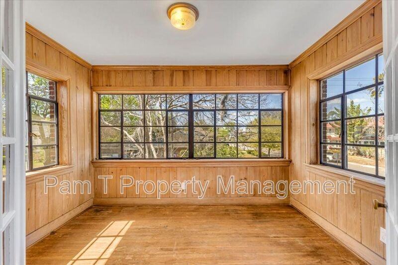 625 E 41st St - Photo 7 of 24