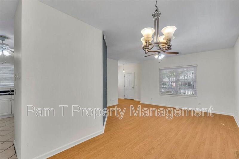 635 E Henry St - Photo 7 of 28