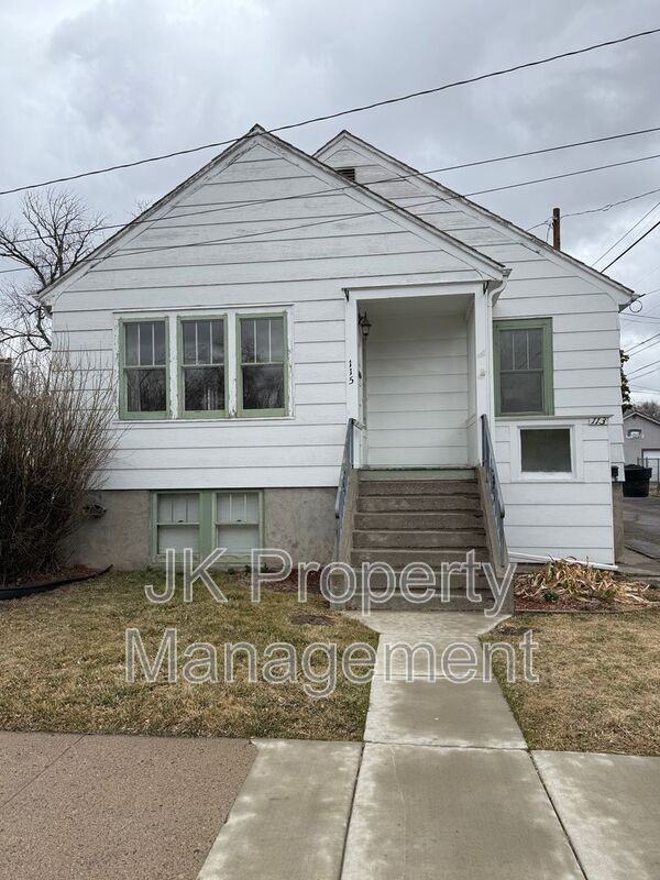 115 16th St N - Photo 2 of 29