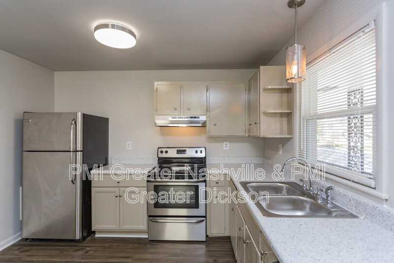 816 Greenland Dr #3 - Photo 7 of 14