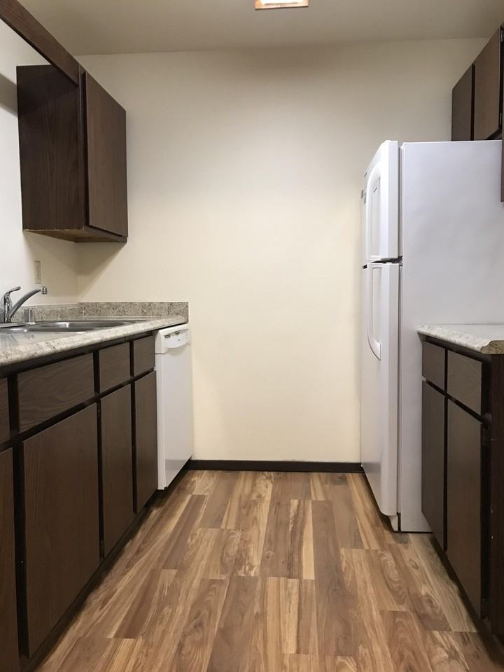 FLP 4510 Thurston Lane - Photo 6 of 16