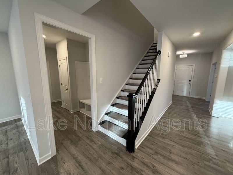 114 Ryan Ln - Photo 7 of 29