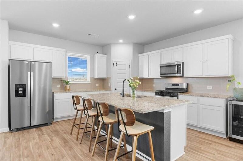 2120 Alice Jay Way - Photo 3 of 43