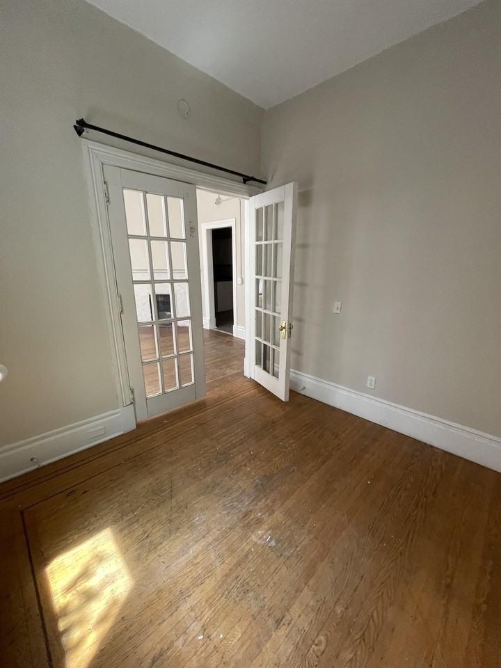 3rd 2620 - Photo 5 of 13