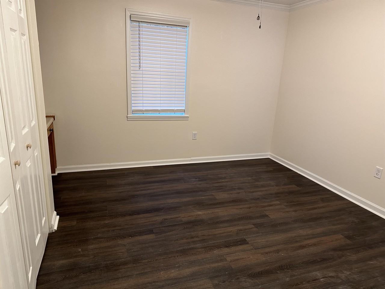 306 Moore Apartments - Photo 2 of 3