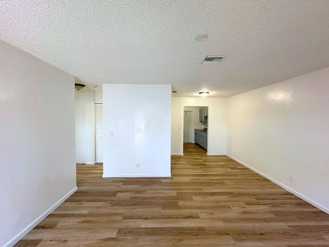 3662 Davis Road - Photo 3 of 23