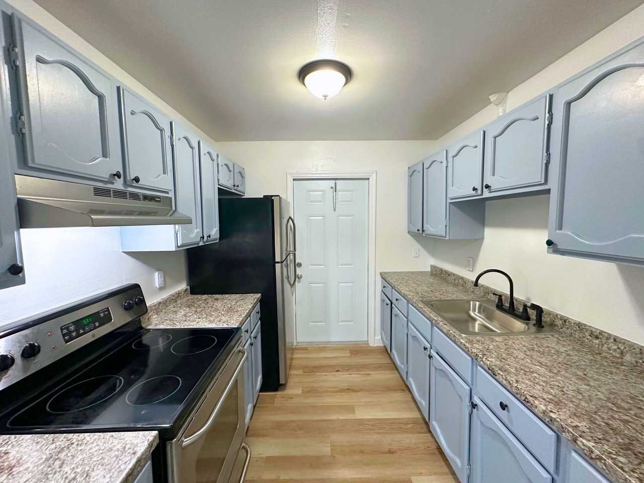 3662 Davis Road - Photo 4 of 23