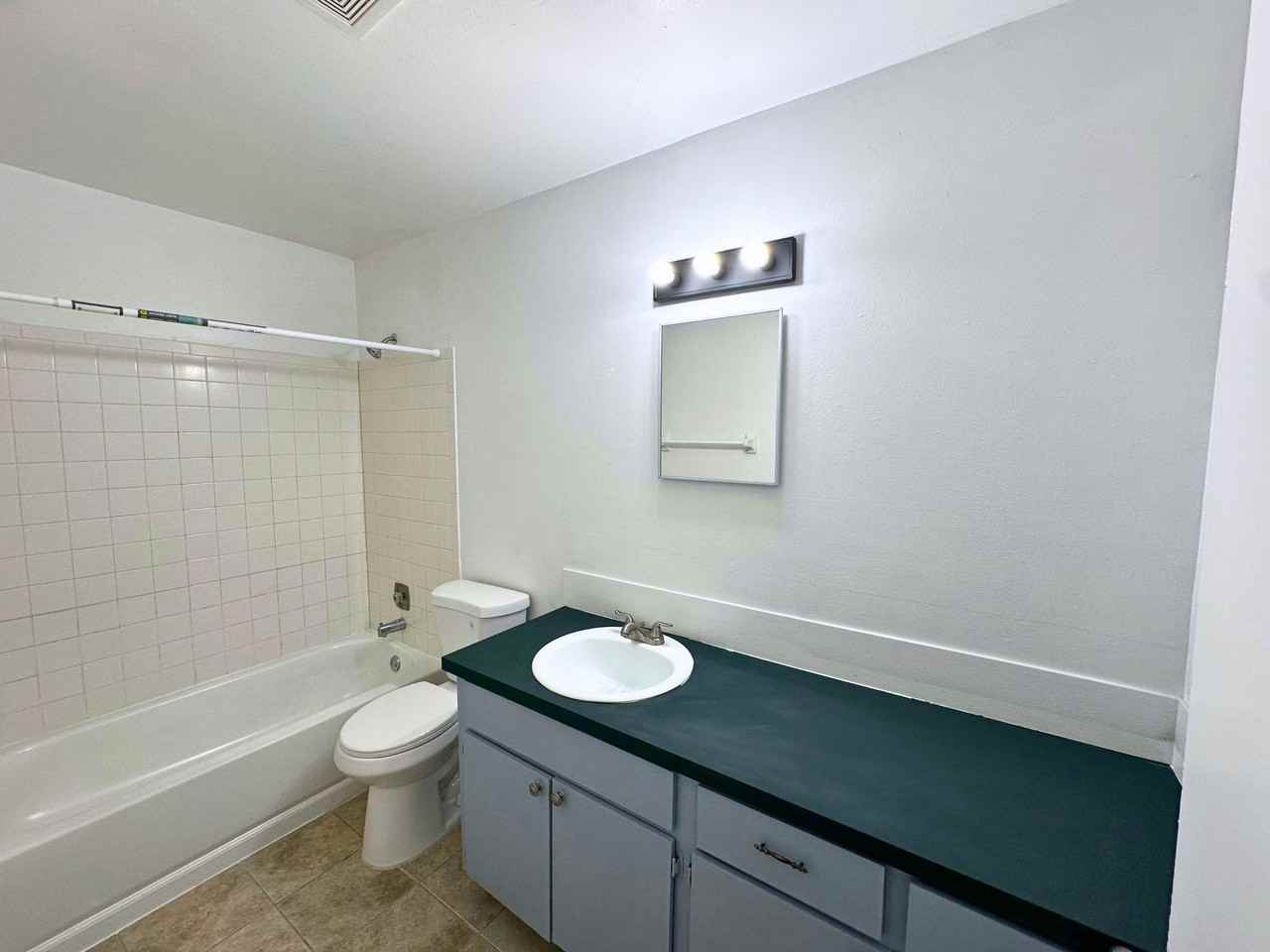 3662 Davis Road - Photo 7 of 45