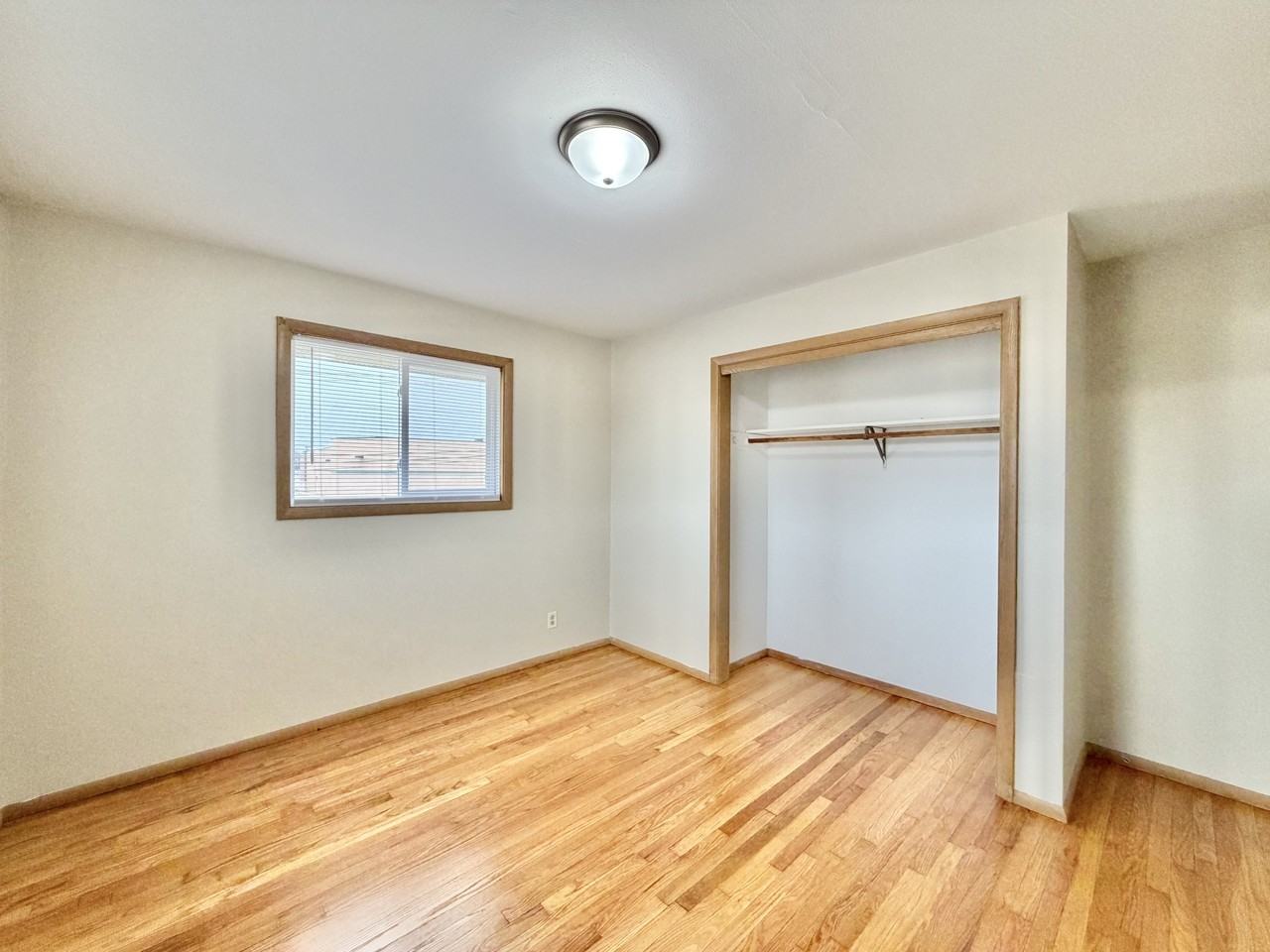 1426 North Randall Avenue - Photo 6 of 14