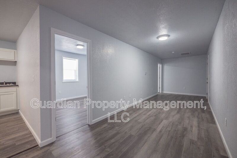 N Main St #2 - Photo 5 of 9