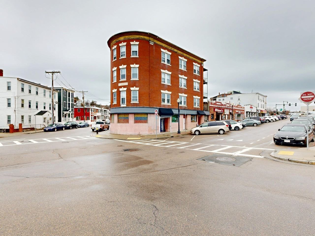 972-974 Saratoga Street - Photo 2 of 45