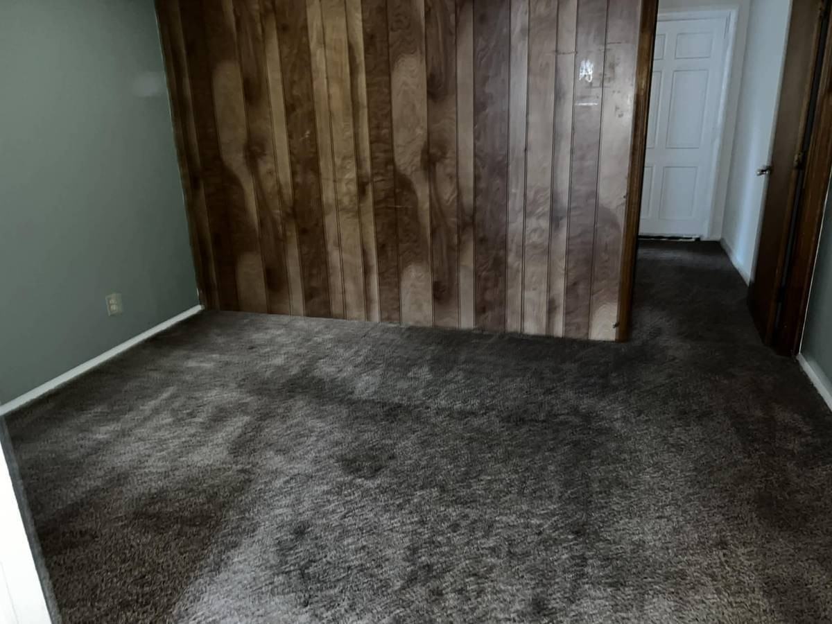 Parkwood Avenue 2700 #2 (J&L Property Group LLC) - Photo 2 of 5