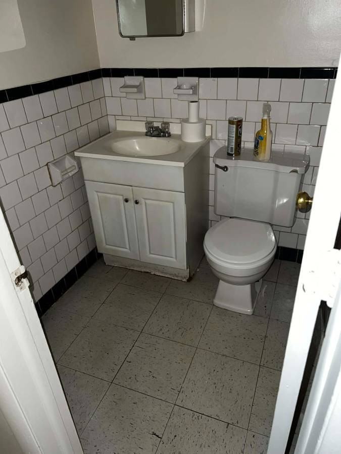 Parkwood Avenue 2700 #2 (J&L Property Group LLC) - Photo 5 of 5