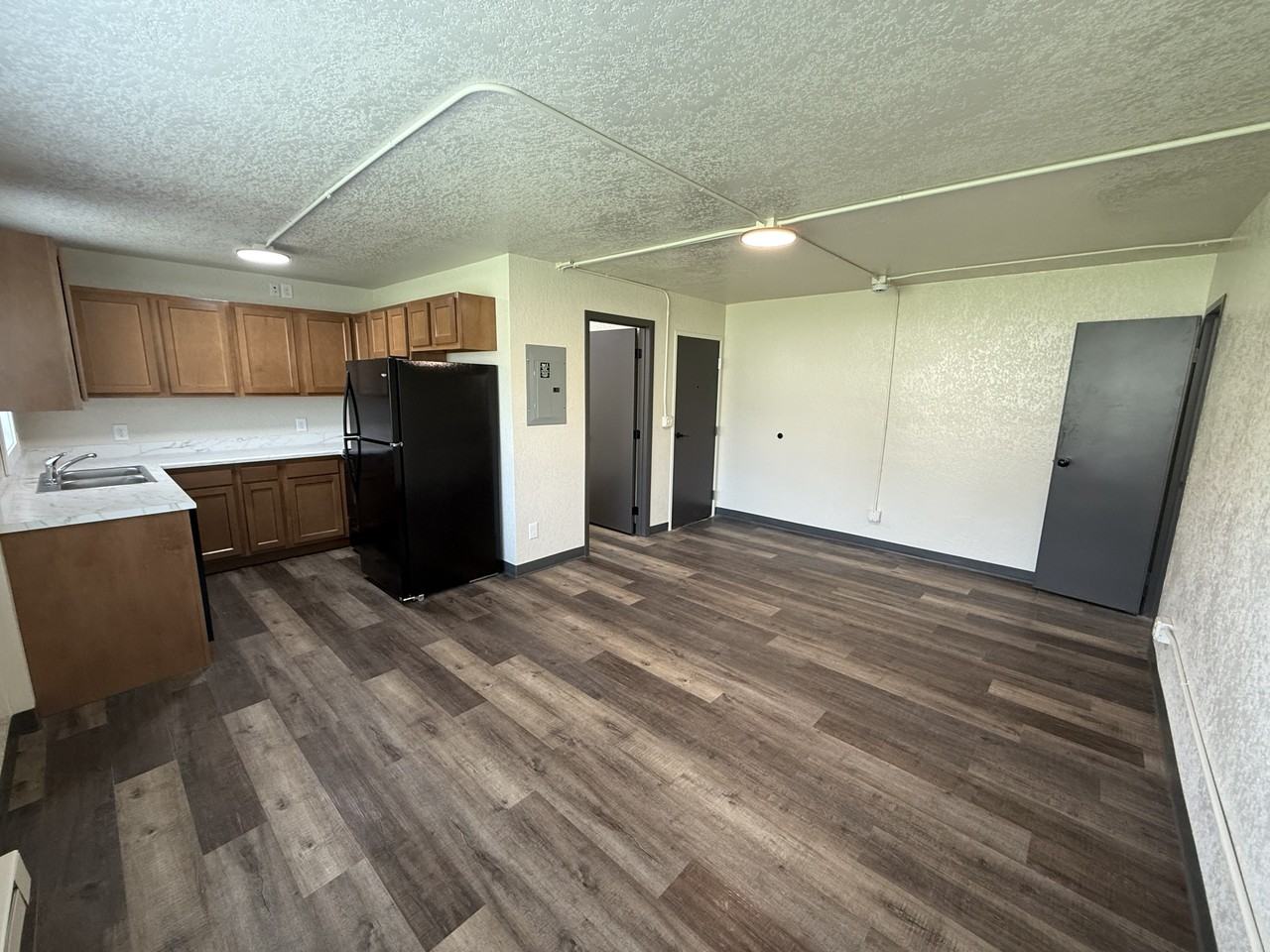 920 N 2nd St - 11 Plex - Photo 2 of 8