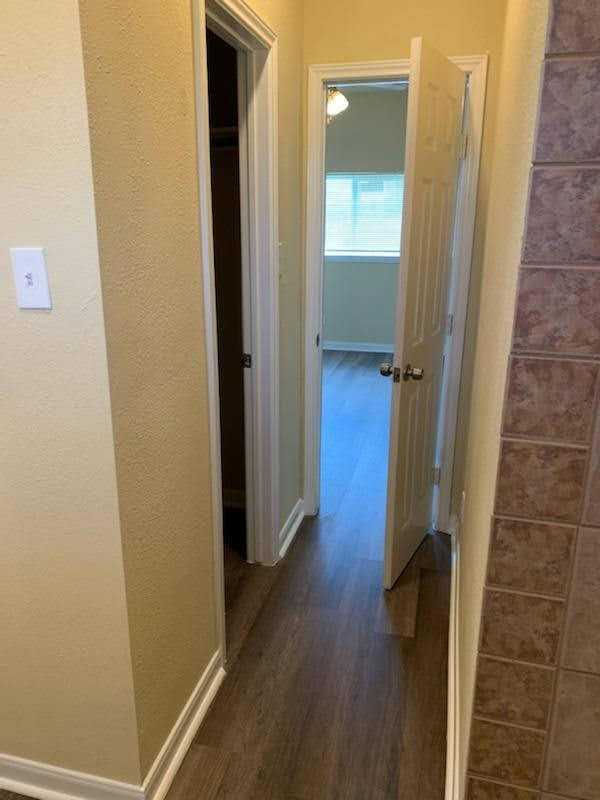 Yellowstone Boulevard 4720 - Photo 6 of 7